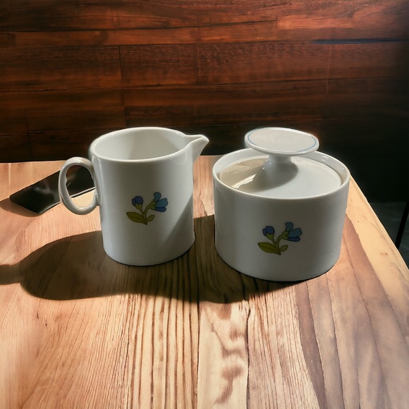 Vintage Mid Century Modern Thomas Germany China Teapot with Sugar and Creamer - Picture 7 of 11